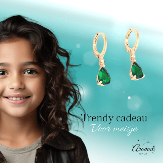 Goudkleurige Mini Oorringetjes Meisje – Groene Zirkonia – 10mm - oor6338 - 66129 - Oorringen kopen# - 10mm - alles - cadeau