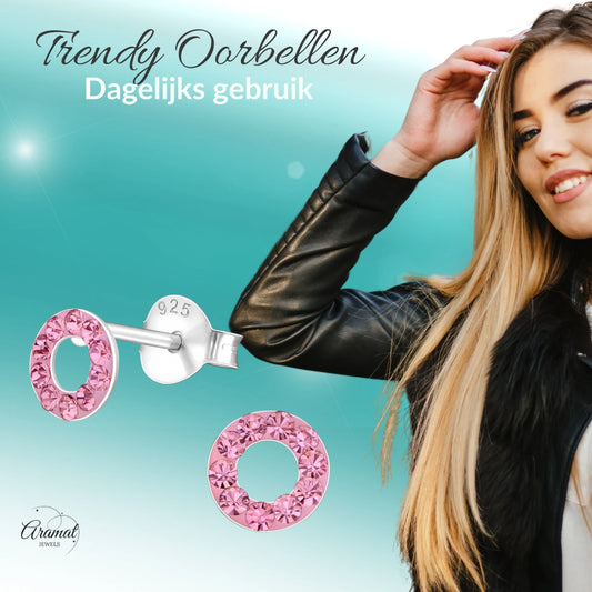 Boucles d'oreilles argentées ajourées en cristal rose pâle