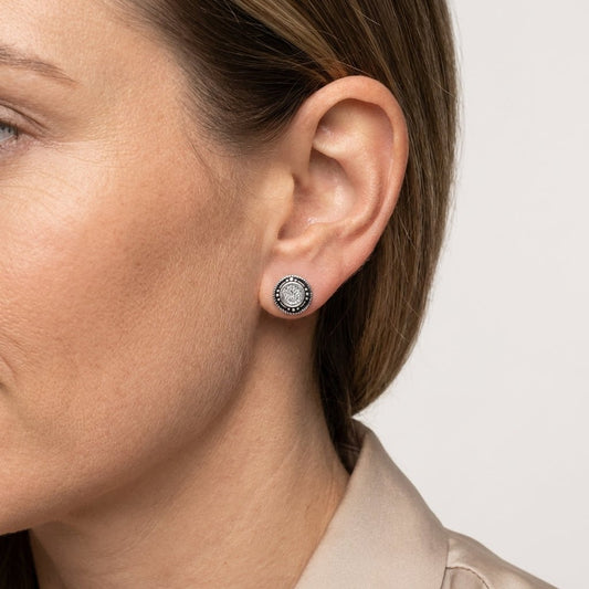 Oorstekers – Sterling Zilver Bali Etnisch Witte Glitter 7mm Rond Geoxideerd - Aramat Jewels - Oorbellen - cadeautip