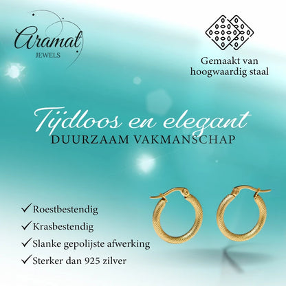 Goudkleurige RVS Hoepeloorbellen met Textuur - 18 mm