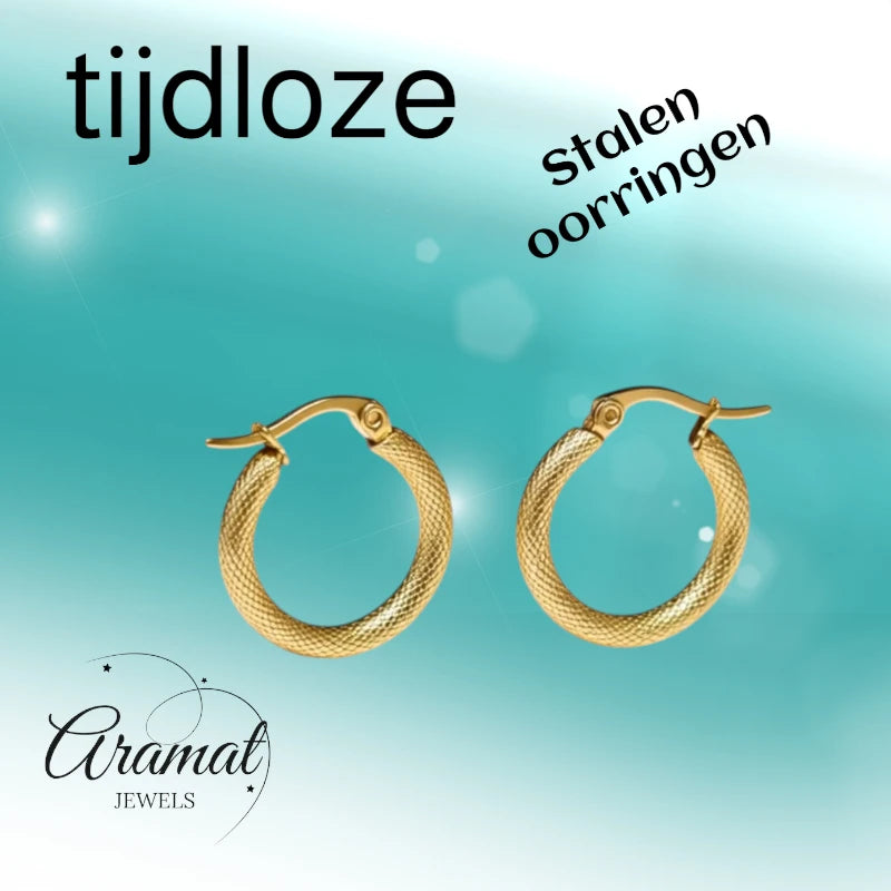 Goudkleurige RVS Hoepeloorbellen met Textuur - 18 mm