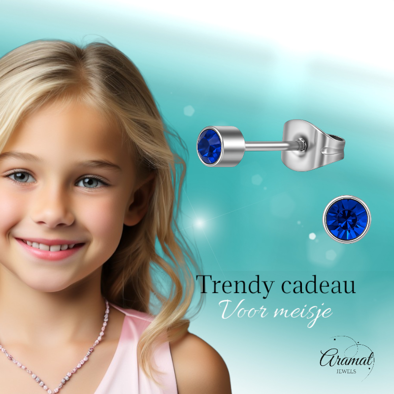 Boucles d'oreilles puces en cristal bleu royal – argent 4 mm