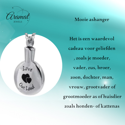 Pendentif rond en frêne orné de cœurs – L'amour à voix haute