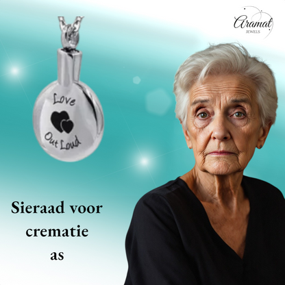 Pendentif rond en frêne orné de cœurs – L'amour à voix haute