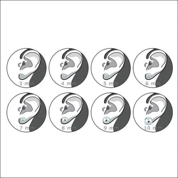 Aramat Jewels illustratie van oorstekers in verschillende maten, van 3mm tot 10mm, met een kattenoogsteen.