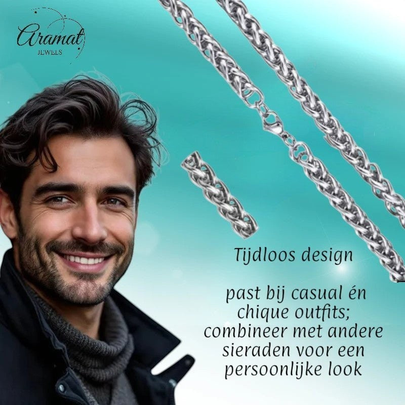 Aramat Jewels zilverkleurige RVS vossenstaart ketting van 8 mm breed en 55 cm lang gedragen door een man.