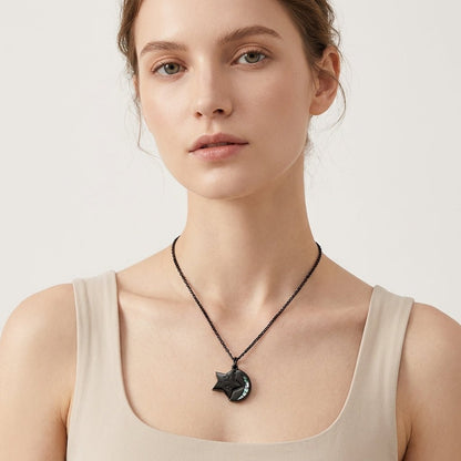 Ashanger Ster en Maan - Zwart RVS met Abalone - Aramat Jewels - Gedenkhangers - cadeautip