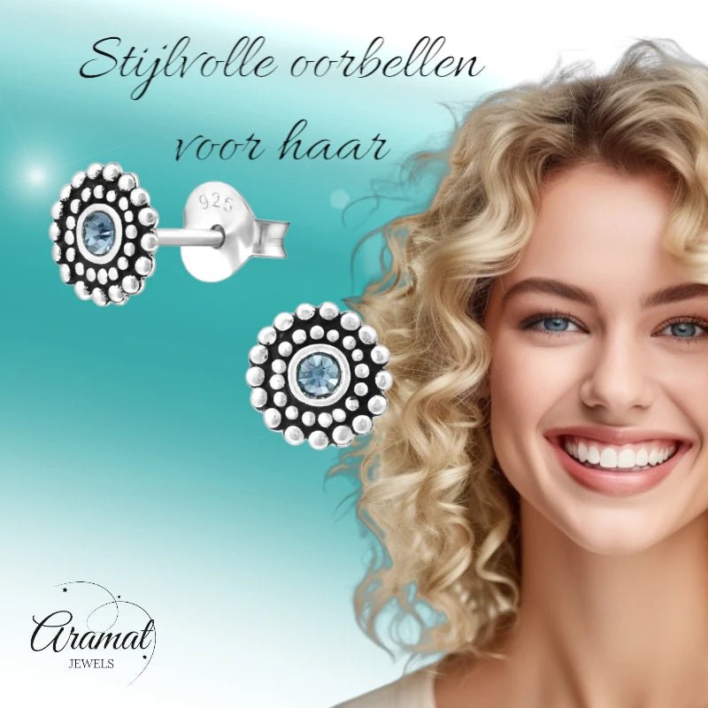 Bali Oorbellen Licht Blauw Kristal | 925 Zilver - oor1058 - 29351 - Oorbellen kopen# - 6mm - 925 Zilver - alles