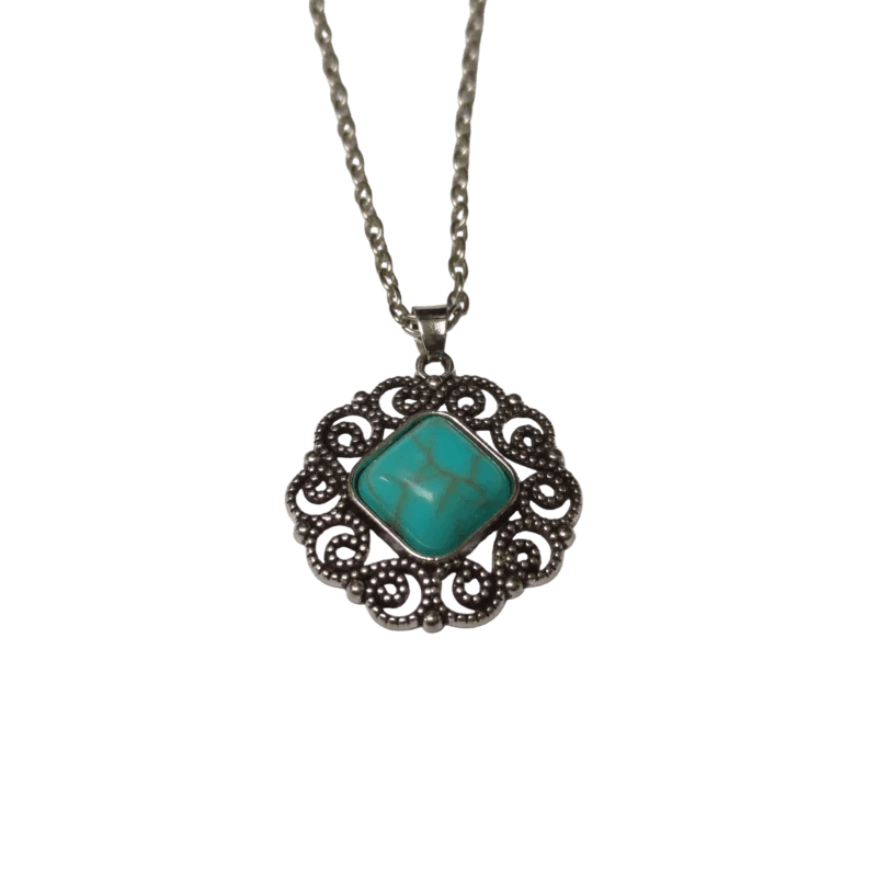 Een halsketting met een turkooizen steen in het midden