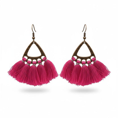 Fel roze bohemian oorhangers met kwastjes, bronskleurige afwerking, 55x30mm, handgemaakte statement oorbellen