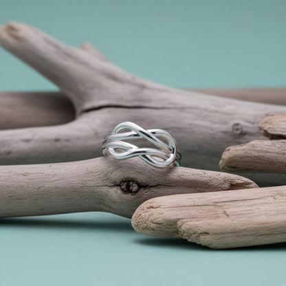 Brede Damesring met Geknoopt Motief | RVS - One Size - Aramat Jewels - Ringen - cadeautip