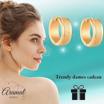 Creolen – RVS Goudkleur met Sandblasted Textuur (13mm of 20mm) - Aramat Jewels - Oorringen - cadeautip