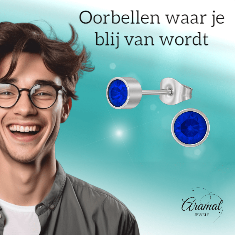 Donkerblauwe kristal oorstekers – 5mm zilver RVS - Aramat Jewels - Oorbellen - cadeautip