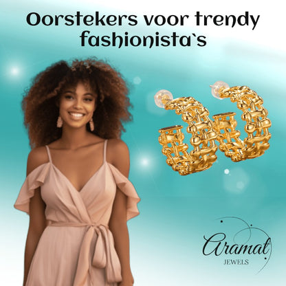 Goudkleurige Gevlochten Halve Oorringen 25x10mm - Aramat Jewels - RVS Sieraden - Oorbellen - cadeautip