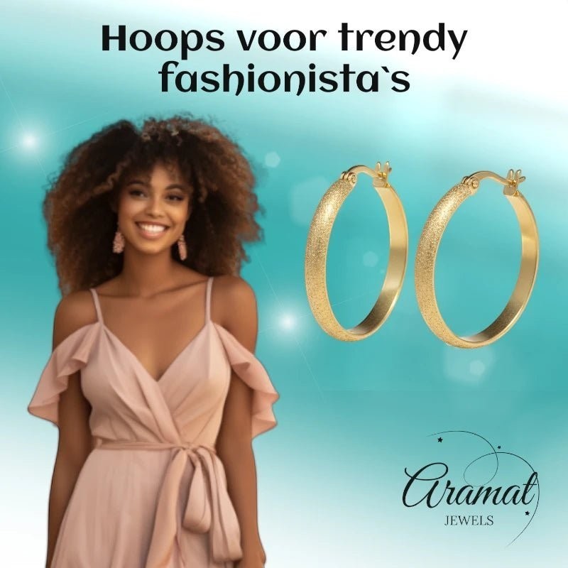 Goudkleurige Matte RVS Oorringen Sandblasted - 30 mm - Aramat Jewels - Oorringen - cadeautip