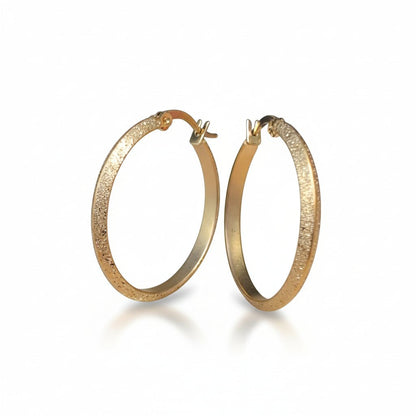 Goudkleurige Matte RVS Oorringen Sandblasted - 32 mm - Aramat Jewels - Oorringen - cadeautip