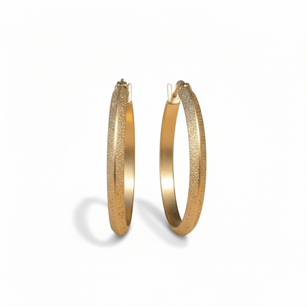 Goudkleurige Matte RVS Oorringen Sandblasted - 32 mm - Aramat Jewels - Oorringen - cadeautip