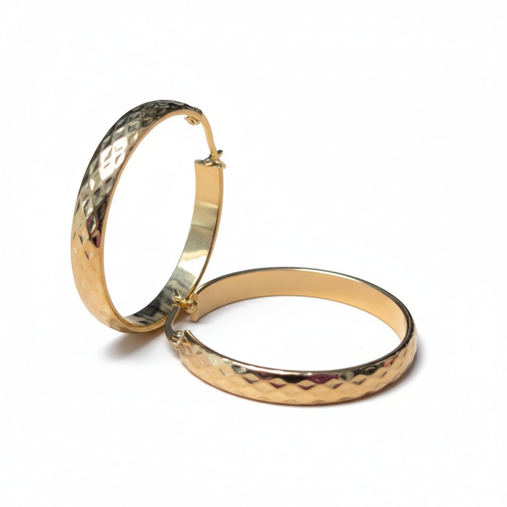 Goudkleurige RVS Hoepeloorbellen met Geruit Motief - 35 mm - Aramat Jewels - Oorringen - cadeautip