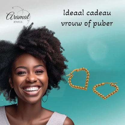 Goudkleurige stainless steel druppelvormige oorringen met bolletjesmotief – 33 mm - oor6410 - 514399 - Oorringen kopen# - 33mm - alles - bolletjes