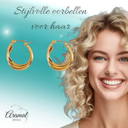 Goudkleurige triple oorringen 24x21x9mm - oor6372 - 69933 - Oorringen kopen# - 24mm - alles - cadeau