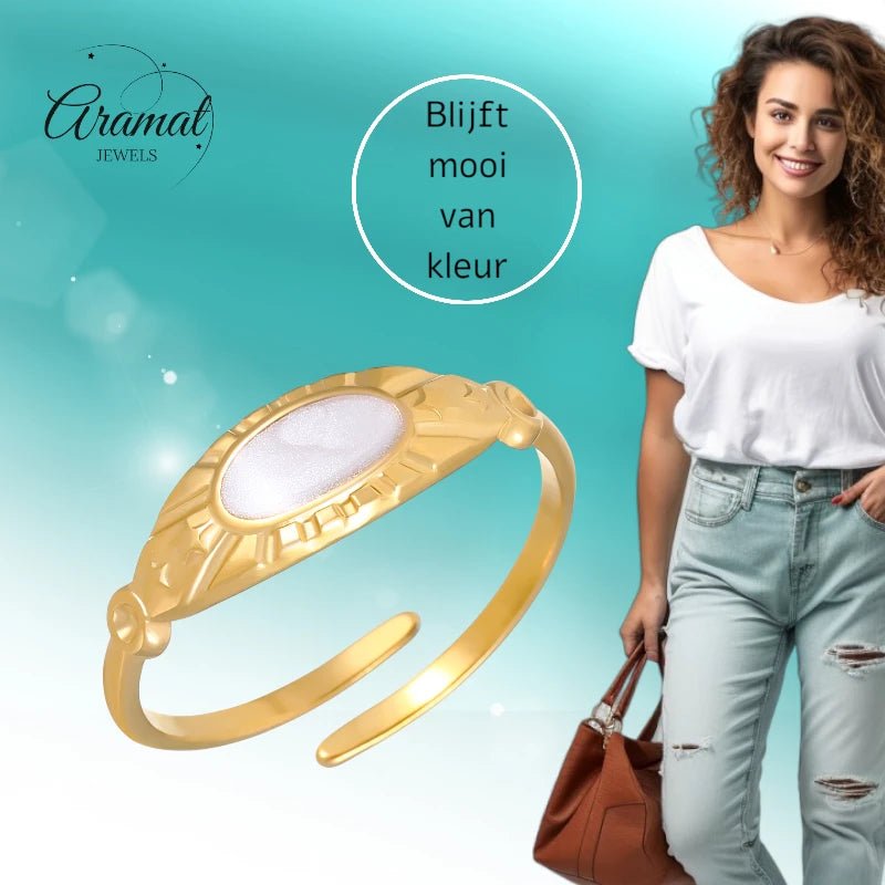 Goudkleurige Verstelbare RVS Ring met Parelmoer Wit Emaille - 6 mm - Aramat Jewels - Ringen - cadeautip