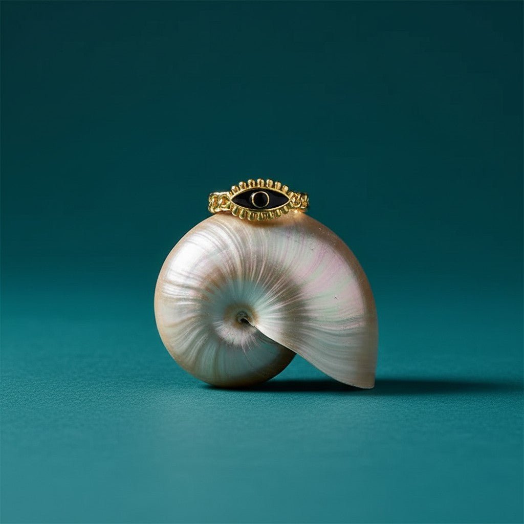 Goudkleurige Verstelbare RVS Ring met Zwart Emaille Boze Oog - 9 mm - Aramat Jewels - Ringen - cadeautip