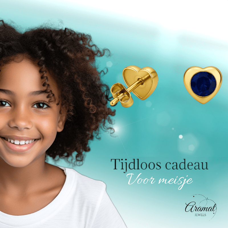 Hartjes Oorbellen met Blauwe Zirkonia - goudkleurig RVS - oor2794 - XE71684 - Oorbellen kopen# - 8mm - alles - blauw