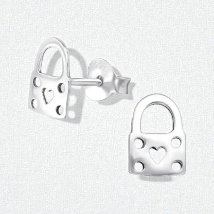 Hartvormige Zilveren Oorbellen - Aramat Jewels - Oorbellen - cadeautip