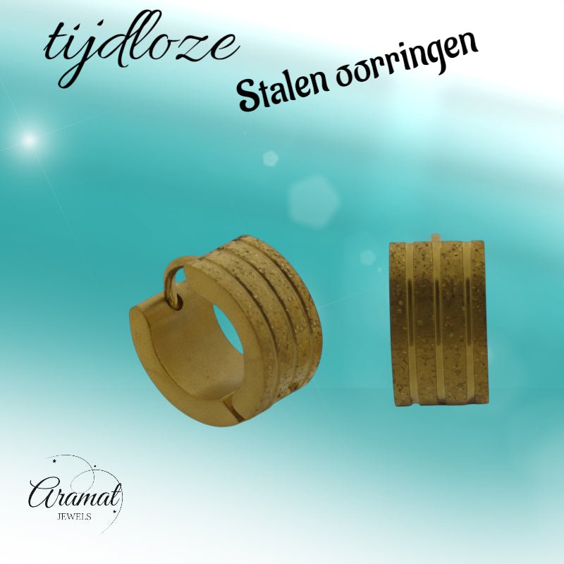 Huggies – Goudkleurig RVS Gediamanteerd met Sandblasted Streepjes - Aramat Jewels - Oorringen - cadeautip