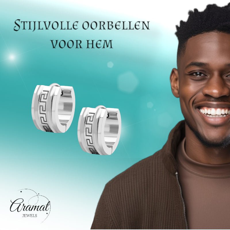 Huggies – RVS Zilverkleur met Grieks Design (13mm) - Aramat Jewels - Oorringen - cadeautip
