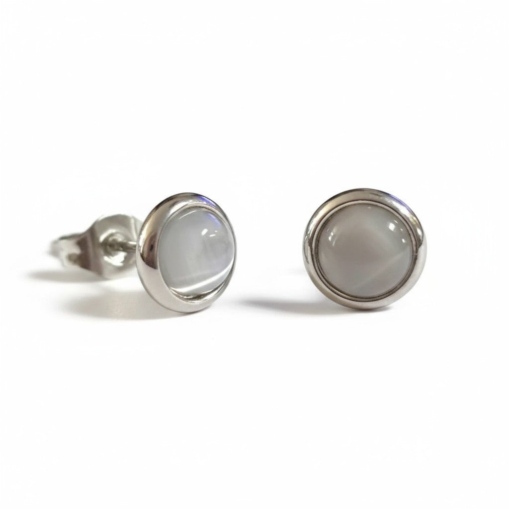 Kattenoog Oorbellen 8mm – Wit - Aramat Jewels - Oorbellen - cadeautip