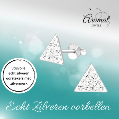 Boucles d'oreilles triangulaires en argent ornées de pierres en cristal
