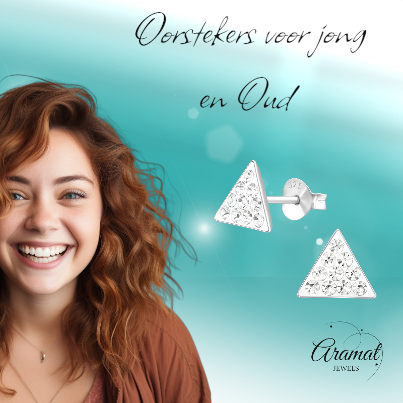 Boucles d'oreilles triangulaires en argent ornées de pierres en cristal