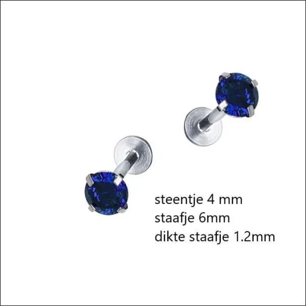 Piercing tragus-hélix – Couleur argent – ​​Zircon bleu foncé (4 mm) 
