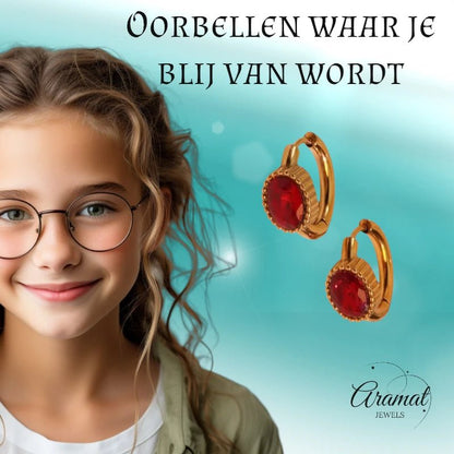 Mini Oorringen RVS Goudkleur – 15mm – Rode Ovale Zirkonia - oor6327 - 642323 - Oorringen kopen# - 15mm - alles - cadeau