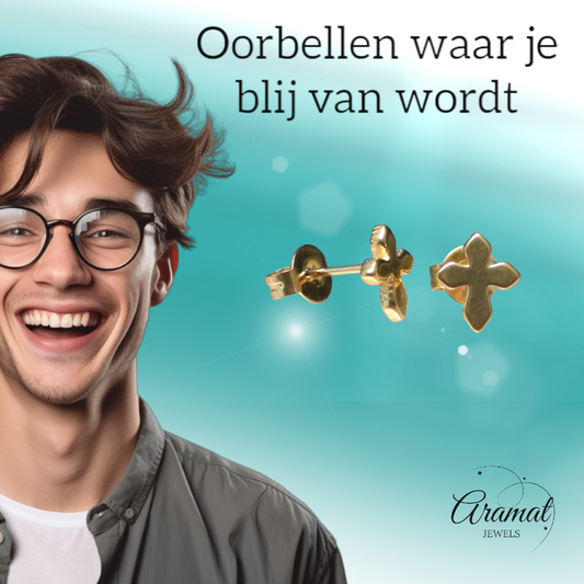 Boucles d'oreilles croix en acier – Couleur or – 8 x 7 mm