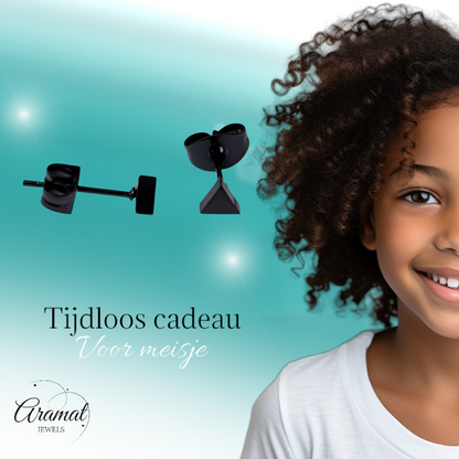 Boucles d'oreilles triangulaires en acier noir – 4 mm