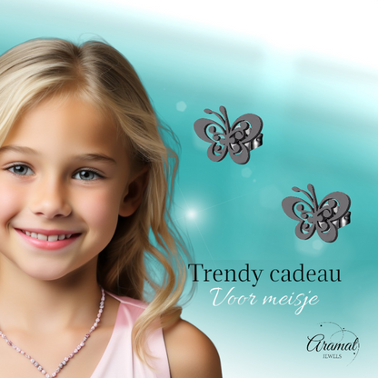 Boucles d'oreilles papillon noires en acier – ailes ouvertes 8 x 10 mm