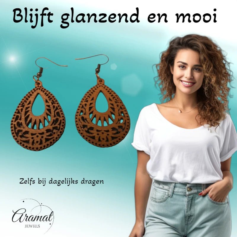 Oorbellen – Elegante Houten Oorhangers Druppelvorm Bruin Uitgewerkt Motief Dames - Aramat Jewels - Oorhangers - cadeautip