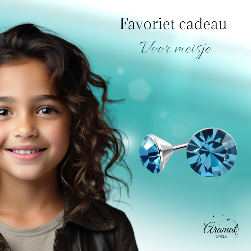 Boucles d'oreilles en acier et cristal avec pierre bleu saphir – Couleur argent – ​​3 mm