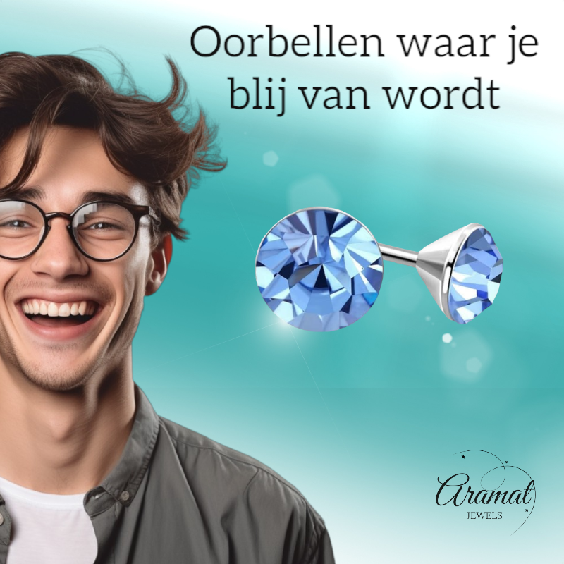 Boucles d'oreilles en acier et cristal avec pierre bleu clair – Couleur argent – ​​3 mm