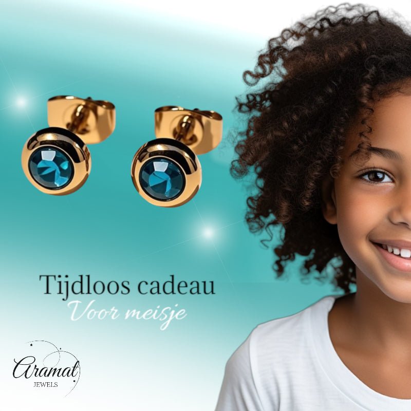 Oorbellen – RVS Goudkleurig met Blauwe Zirkonia (6mm) - Aramat Jewels - Oorbellen - cadeautip
