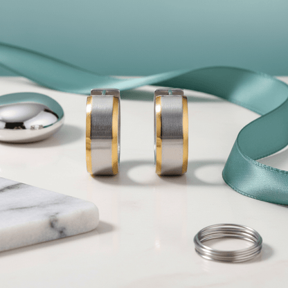 Oorringen – 20mm Bicolor Streep RVS Zilver/Goudkleur Unisex - Aramat Jewels - Oorringen - cadeautip