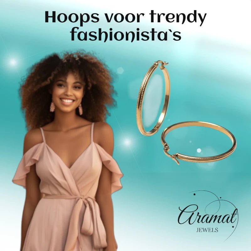Oorringen – 40mm Hoepel Bewerkt RVS Goudkleur Dames - Aramat Jewels - Oorringen - cadeautip