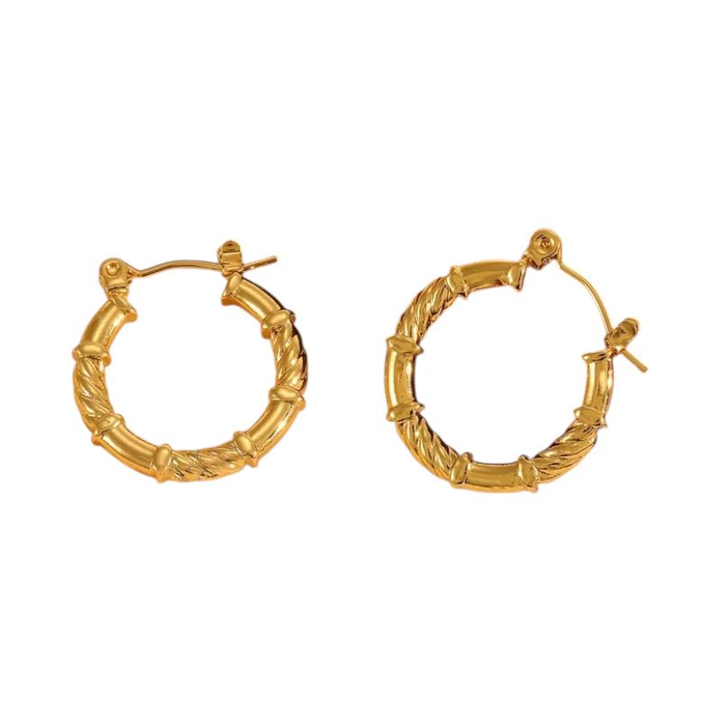 oorringen - gedraaid - glad - goudkleurig - 22mm - oor6404 - 840145 - Oorringen kopen# - 22mm - alles - cadeau