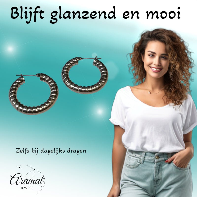 Oorringen – Staal Hol Streep Motief Zilverkleurig (30mm) - Aramat Jewels - Oorringen - cadeautip
