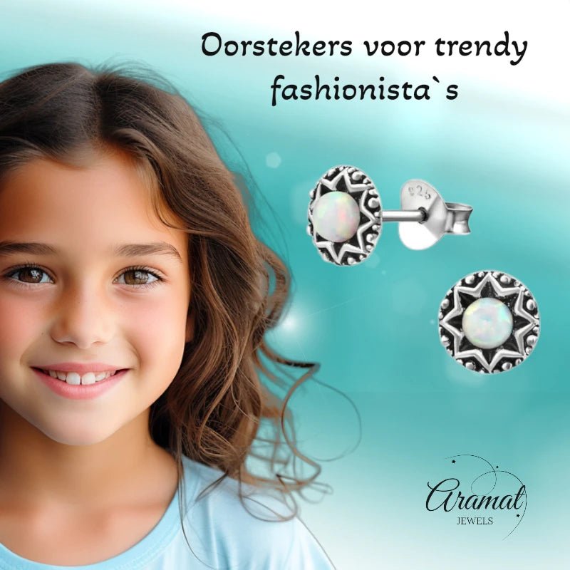 Oorstekers – Sterling Zilver Bali Etnisch Wit Opaal 6mm Rond Geoxideerd - Aramat Jewels - Oorbellen - cadeautip