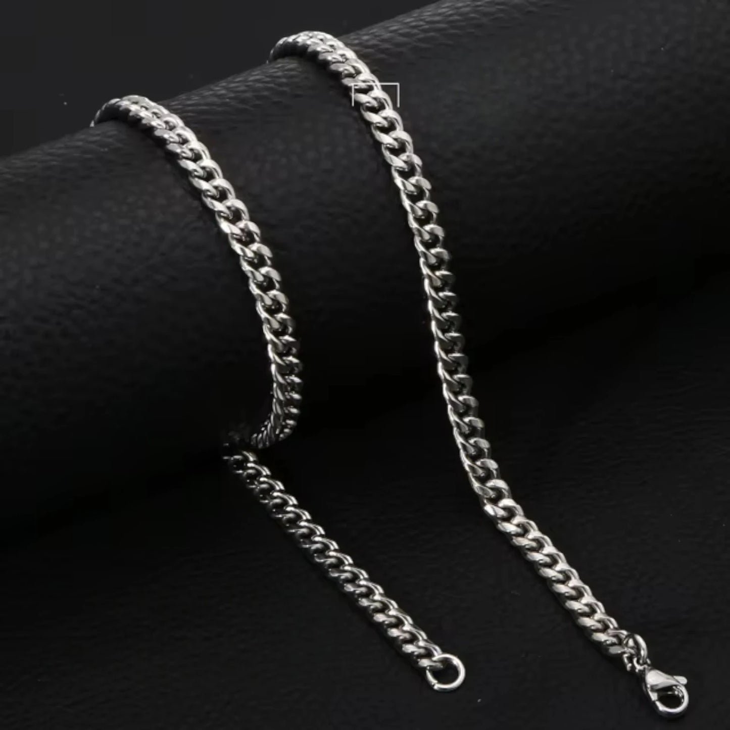 Collier gourmet moderne argenté en acier inoxydable