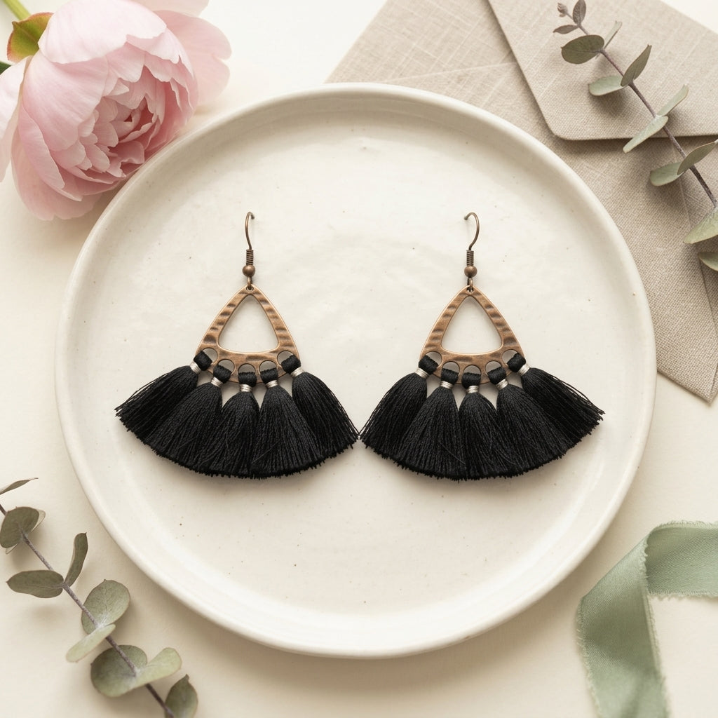 Boho Oorhangers met Kwastjes – Zwart 55x30mm
