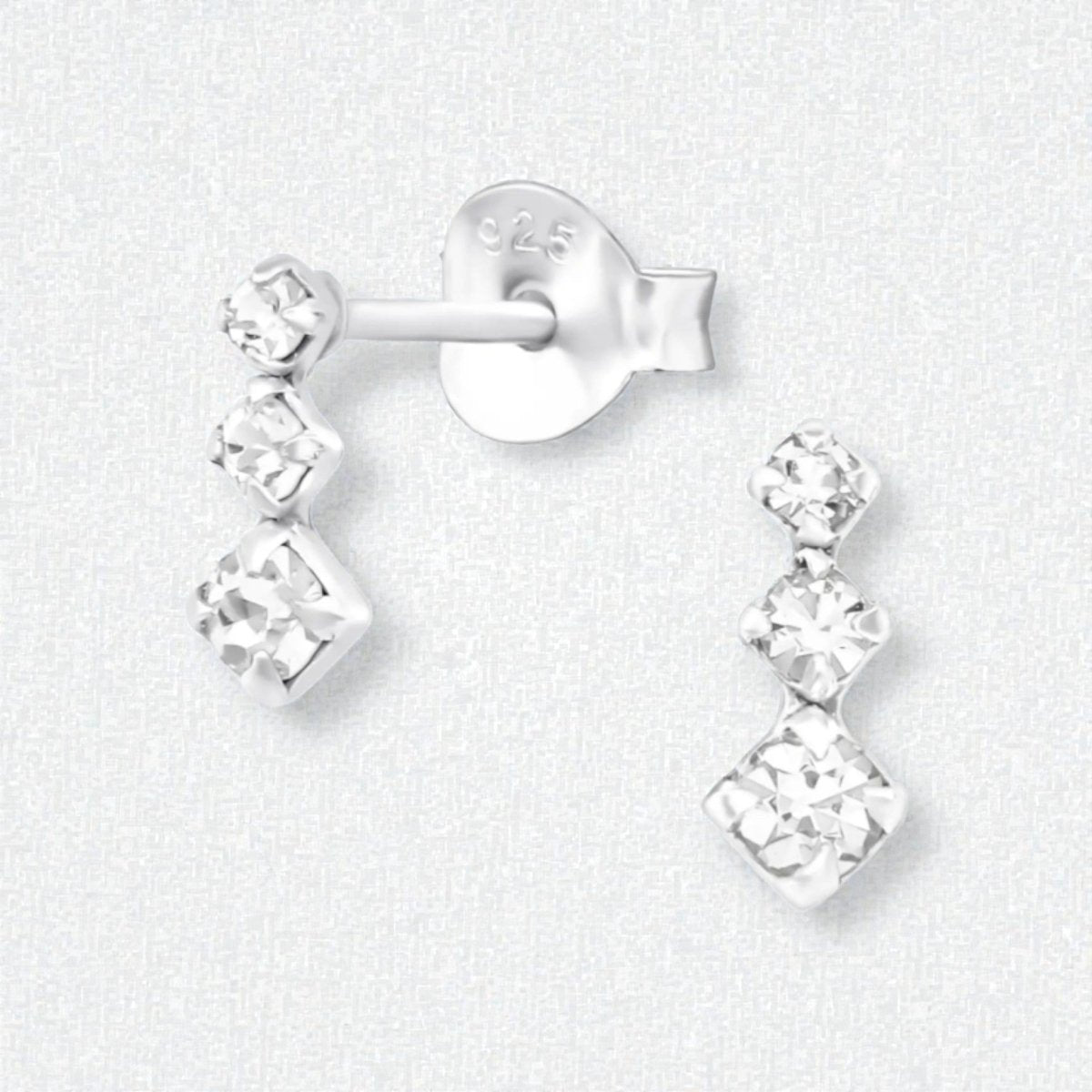 Prachtige Zilveren Kinder Oorbellen met Kristallen - Aramat Jewels - Oorbellen - cadeautip